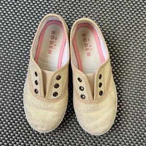 Mini Boden laceless Canvas shoes